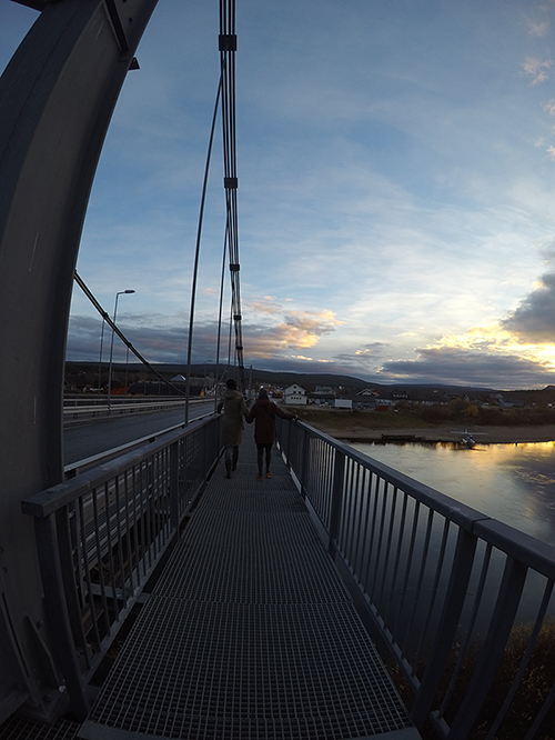 Side by side crossing bridges_Karasjok Norway_JV.JPG