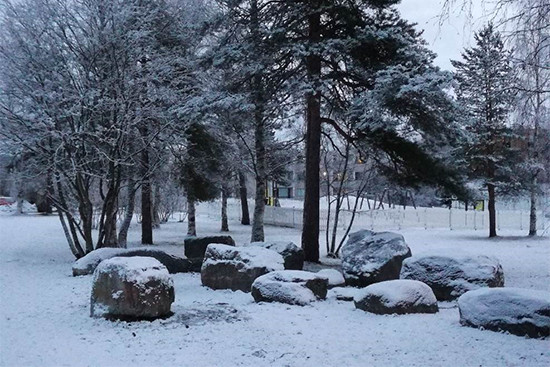 MonicaTennberg_puisto_www.jpg
